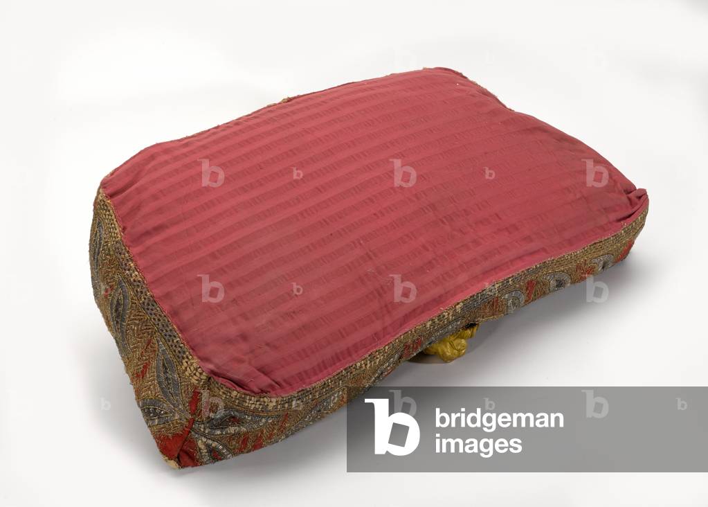 Cushion for an elephant howdah, 1790 circa (fabric)