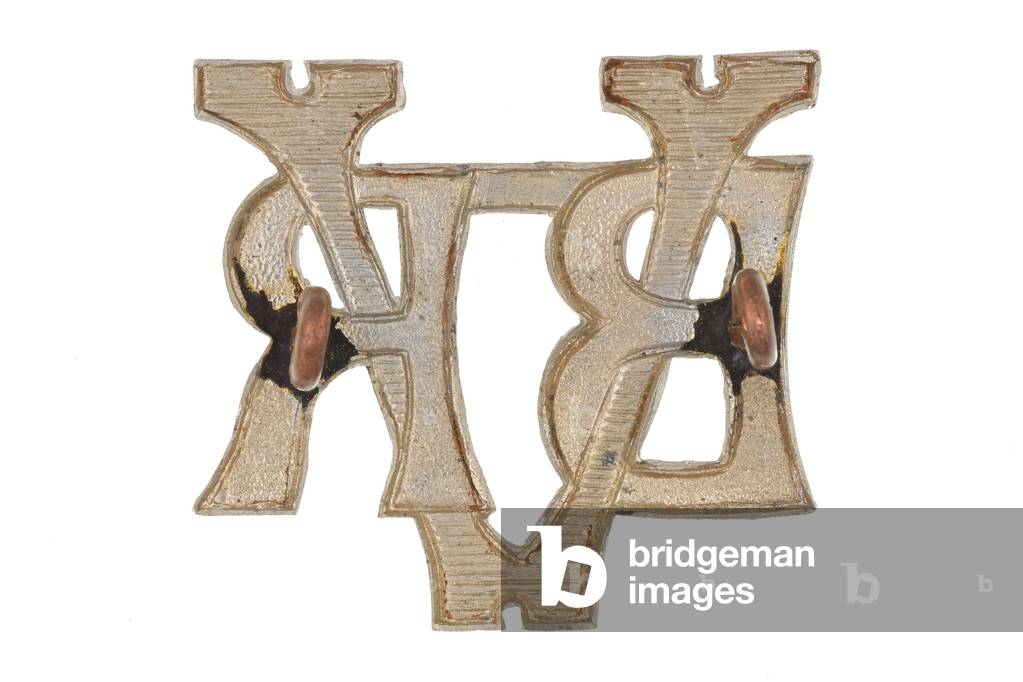 Side cap badge, Bangalore Rifle Volunteers, pre-1901 (metal)