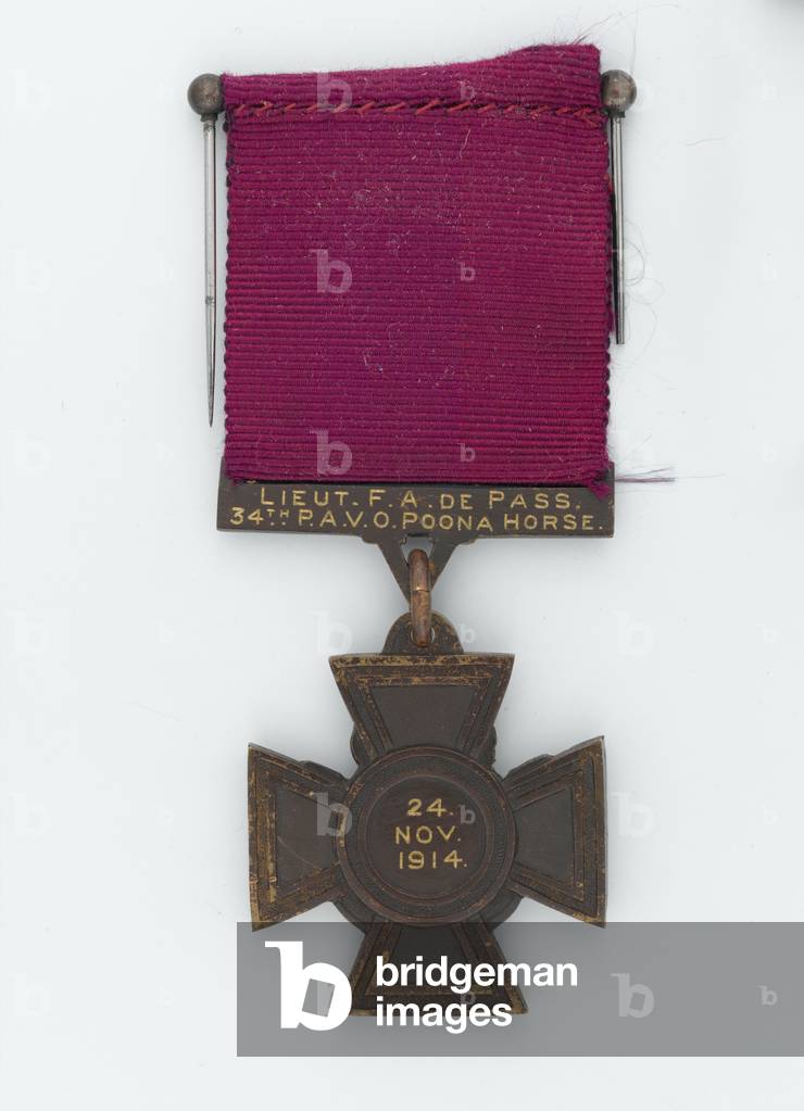 Victoria Cross, Lieutenant Frank Alexander de Pass, 34th Prince Albert Victor's Own Poona Horse, 1914 (metal)
