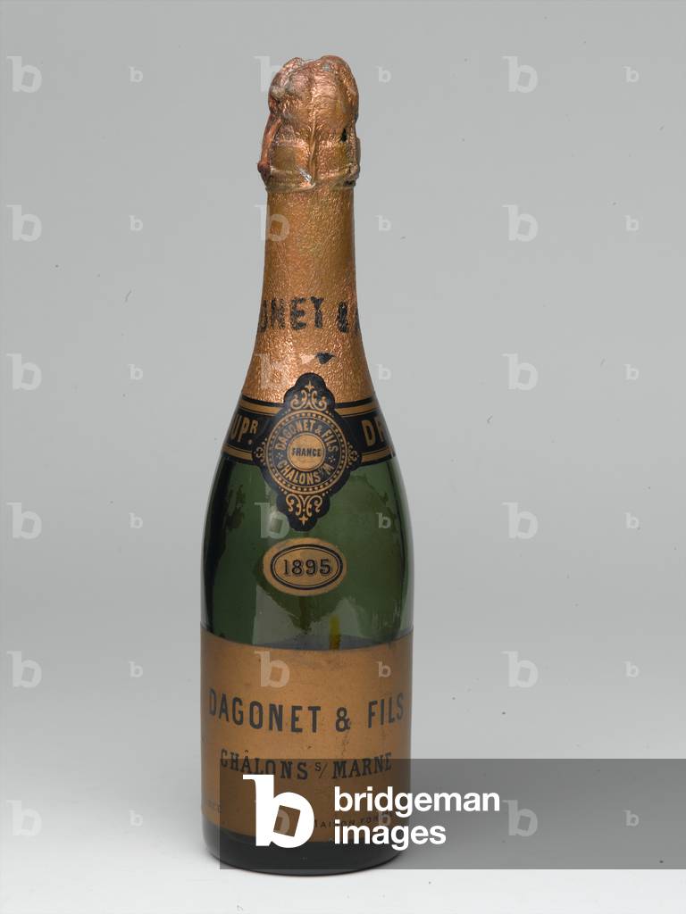 Half bottle of Champagne supplied to hospitals for the sick and wounded, 1900 (glass)