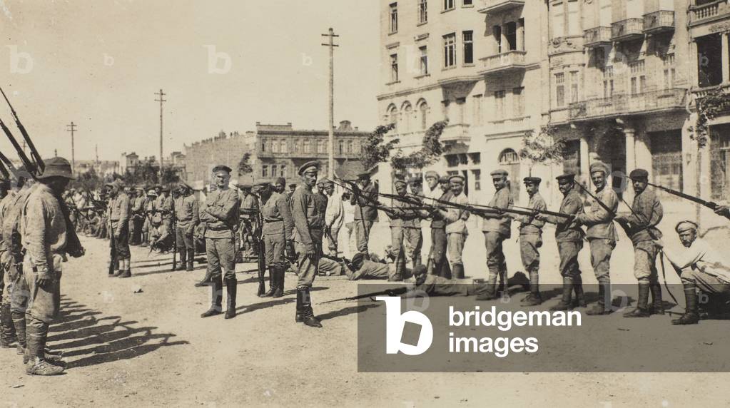 Drilling Armenian troops at Baku, 1918 (b/w photo)