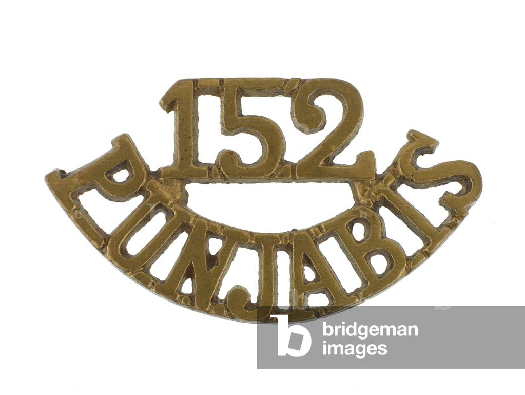 Shoulder title, 2nd Battalion, 152nd Punjabis, 1918-1921 (metal)
