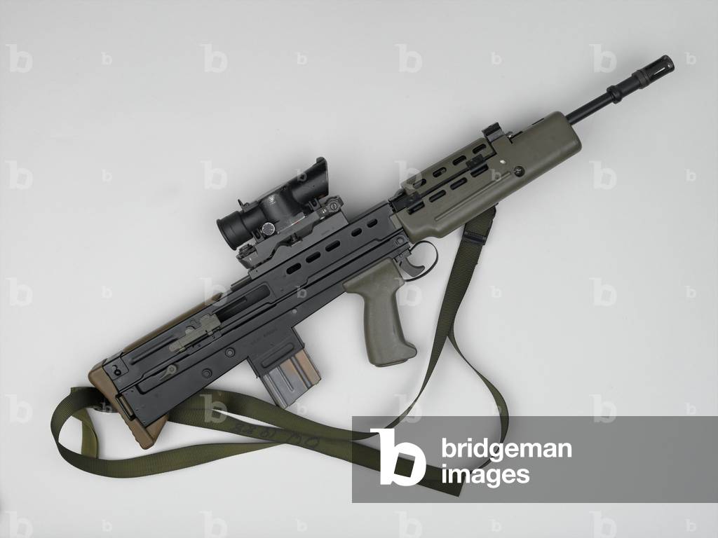 L85A1 SA80 5.56 mm individual weapon, 1990 circa