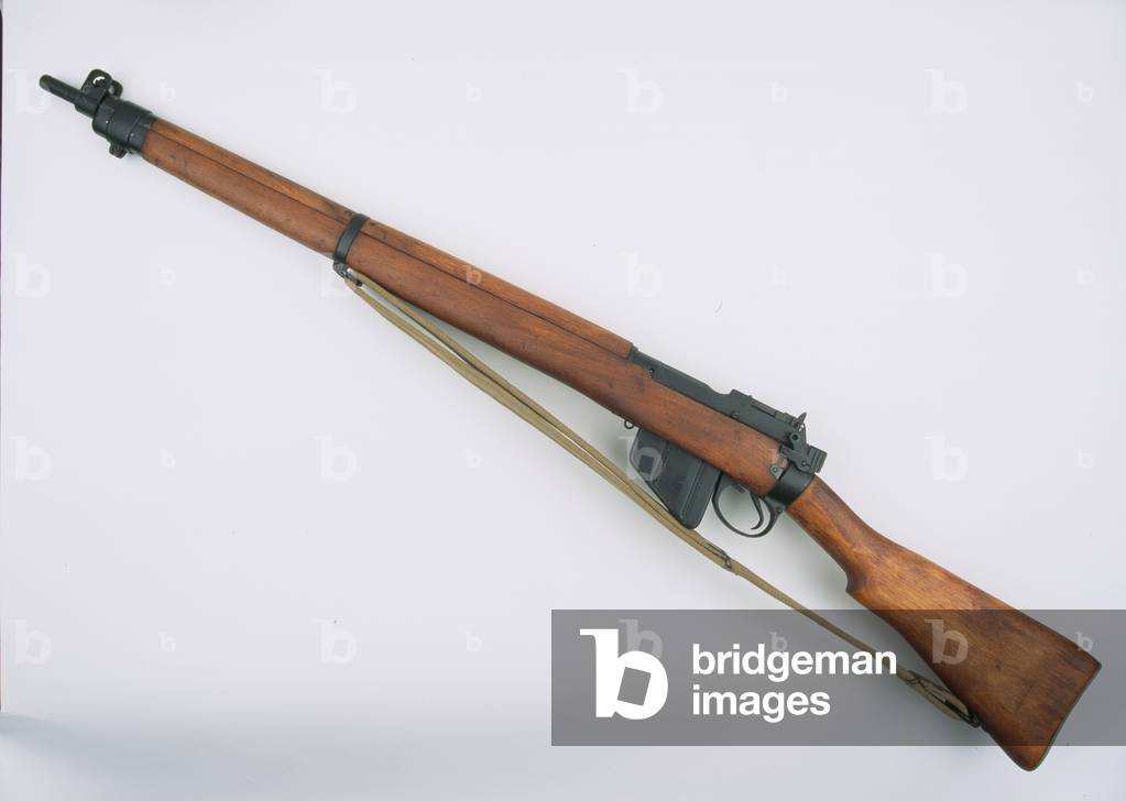Short Magazine Lee-Enfield .303 inch bolt action rifle No 4 Mk I* 1943