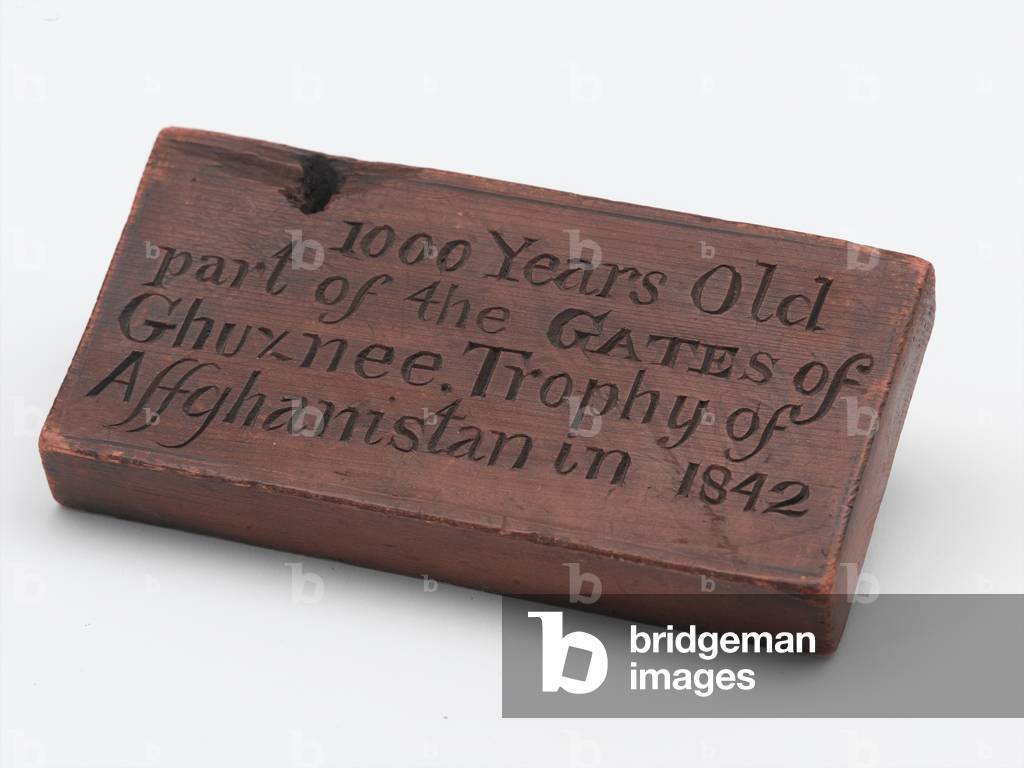 Deodar wood gate fragment, 1842 (wood, fragment)