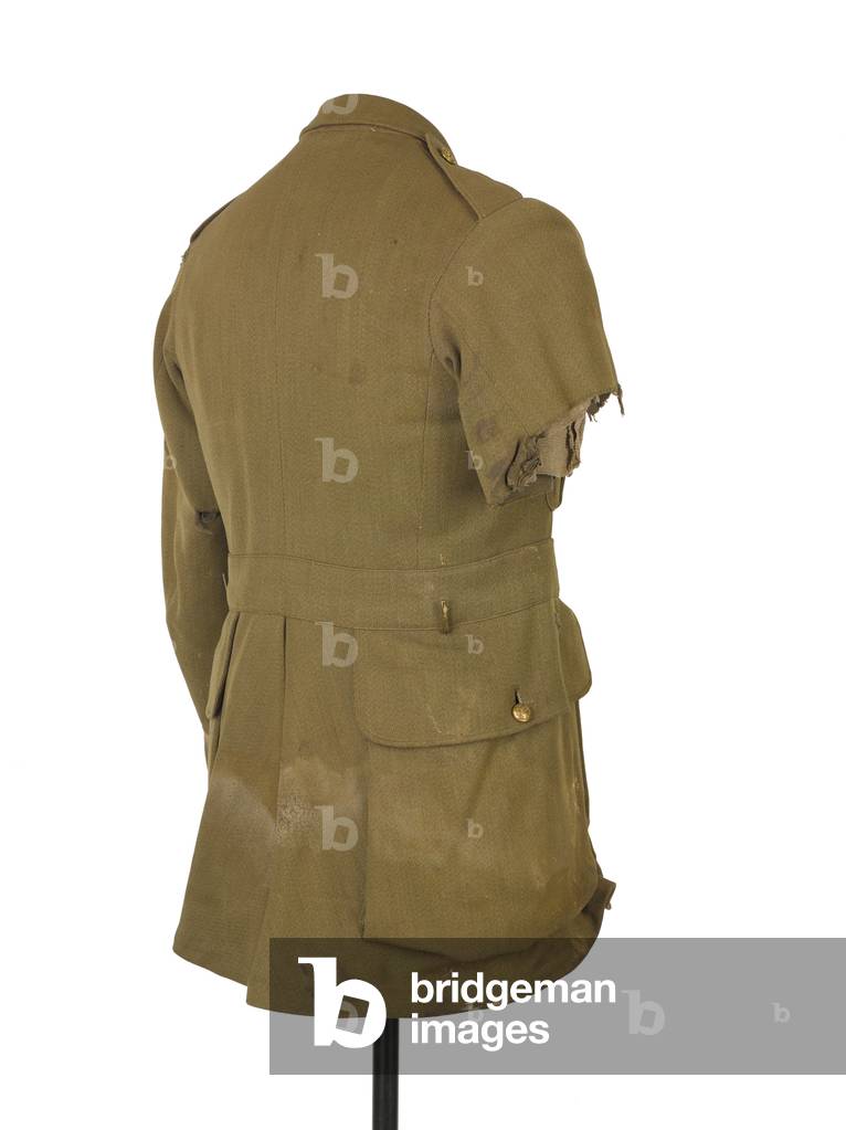 Service tunic worn by Captain George Johnson, 2nd Battalion, The Duke of Cambridges Own (The Middlesex Regiment) on 1 July 1916 (fabric)