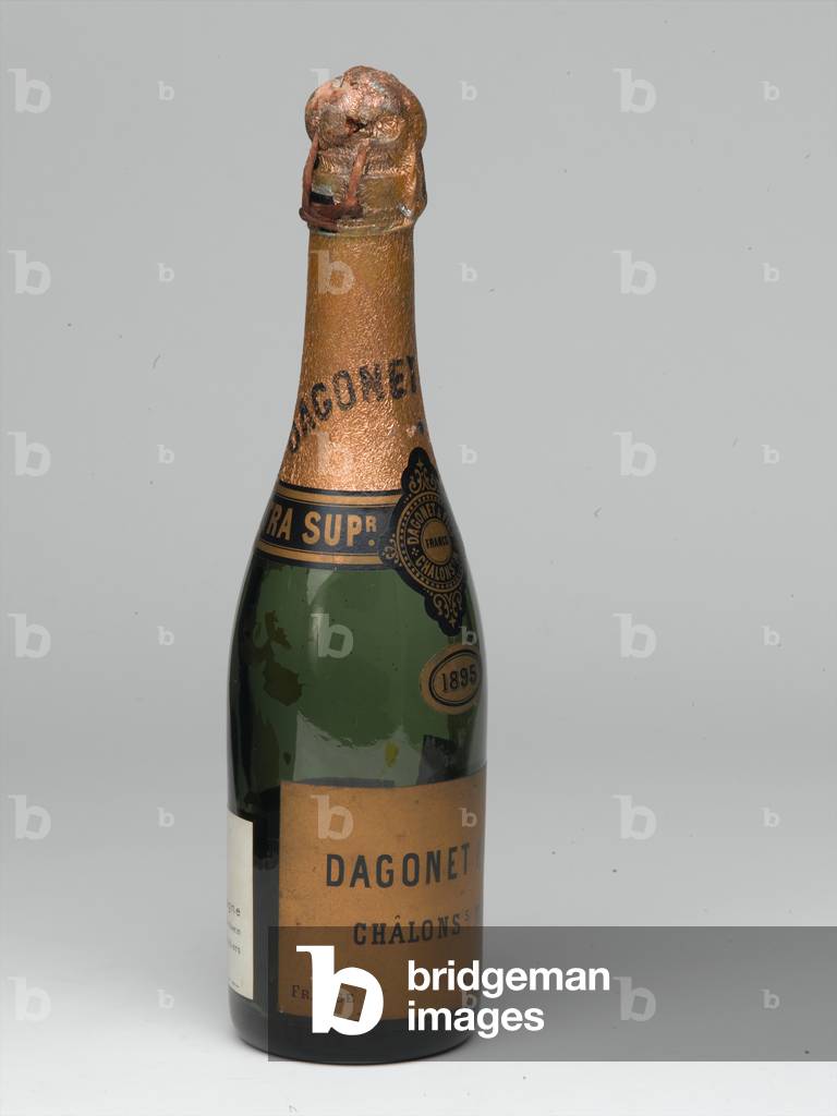 Half bottle of Champagne supplied to hospitals for the sick and wounded, 1900 (glass)