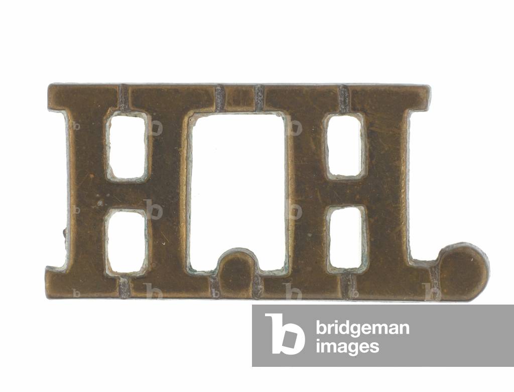 Shoulder title, 4th Duke of Cambridges Own Hodsons Horse, 1922-1923 (metal)