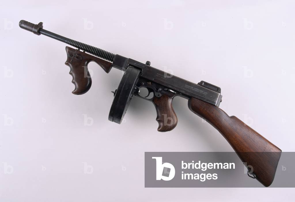 Thompson M1928A1 .45 in sub machine gun, c.1928 (sub machine gun, Thompson, .45 in M1928A1)