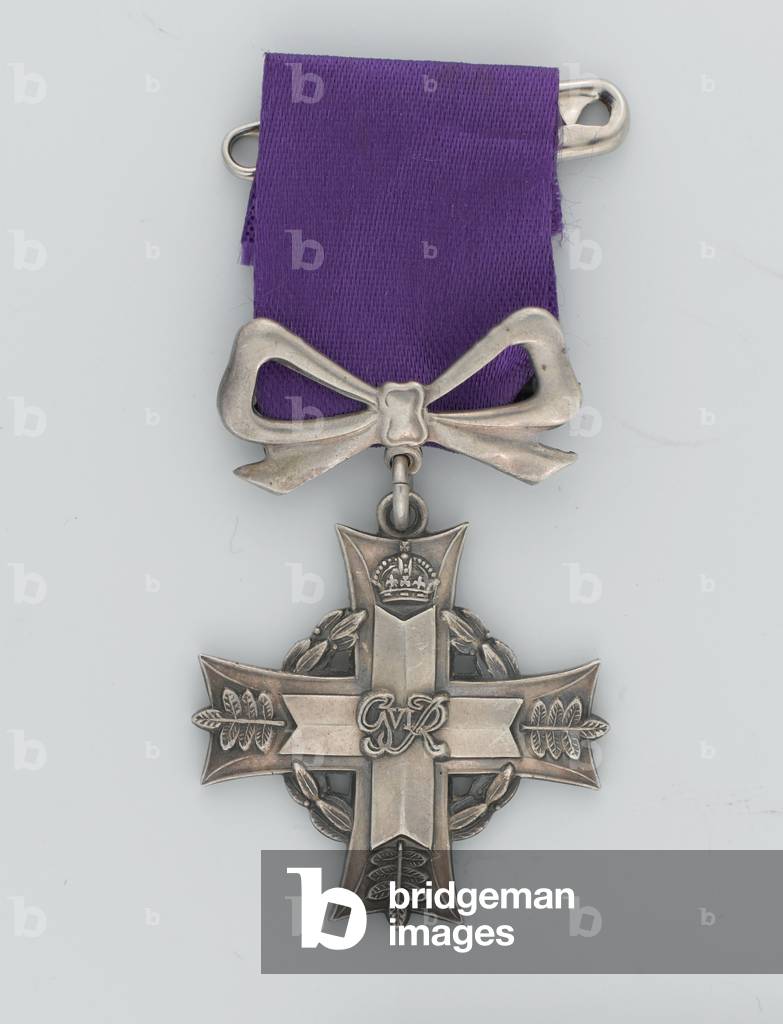 New Zealand Memorial Cross, Sapper P C Petty, New Zealand Engineers, 1939 (metal)