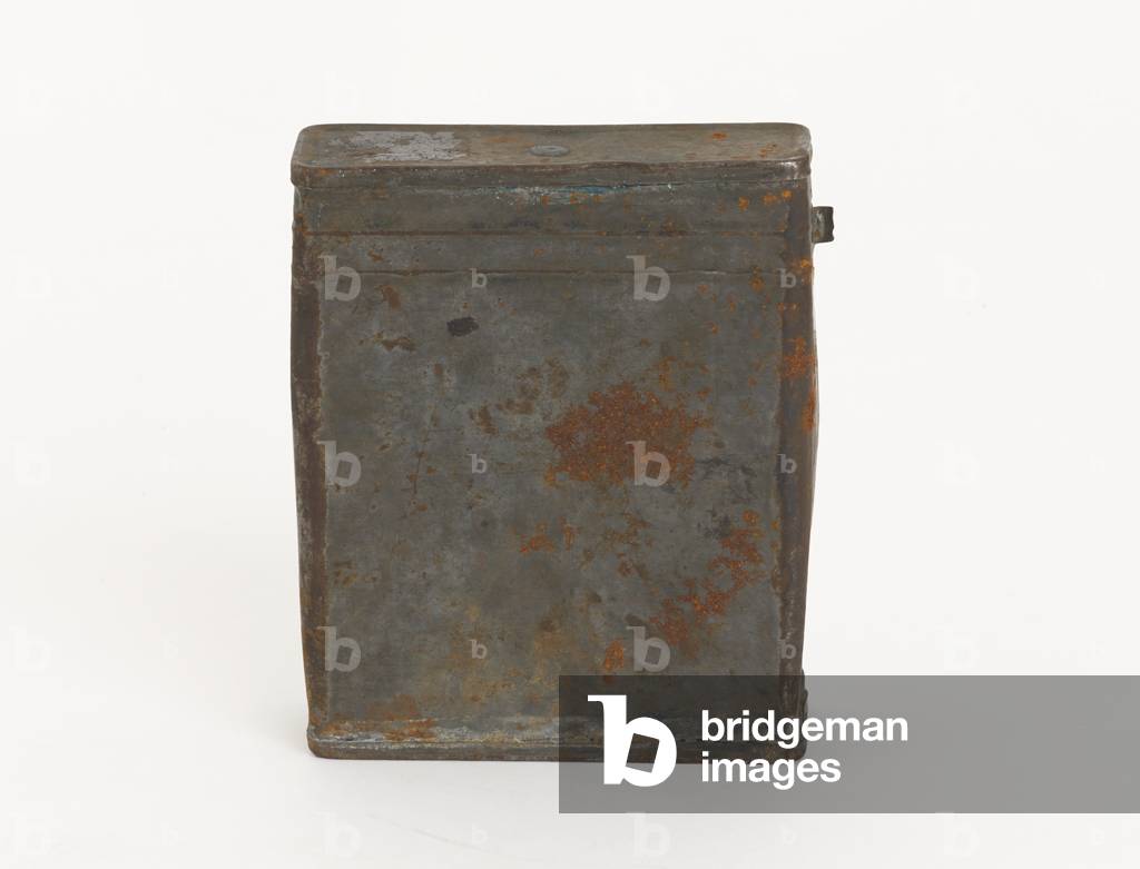 Iron ration in sealed tin, 1915 (tin)