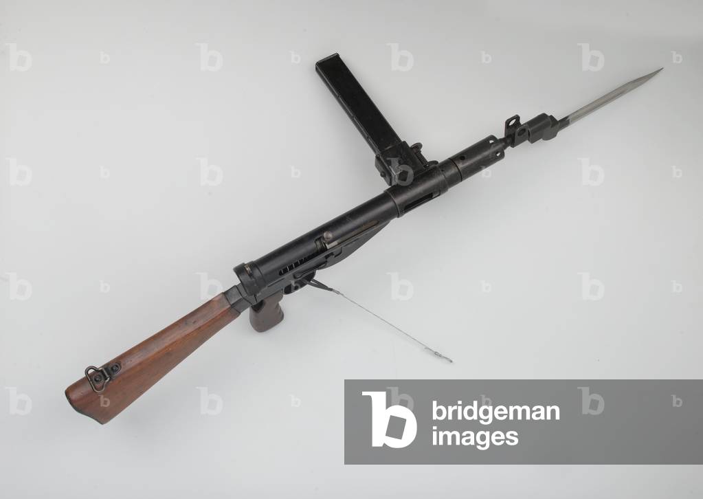 Sten Mk V 9 mm sub-machine gun, 1944-1950 circa