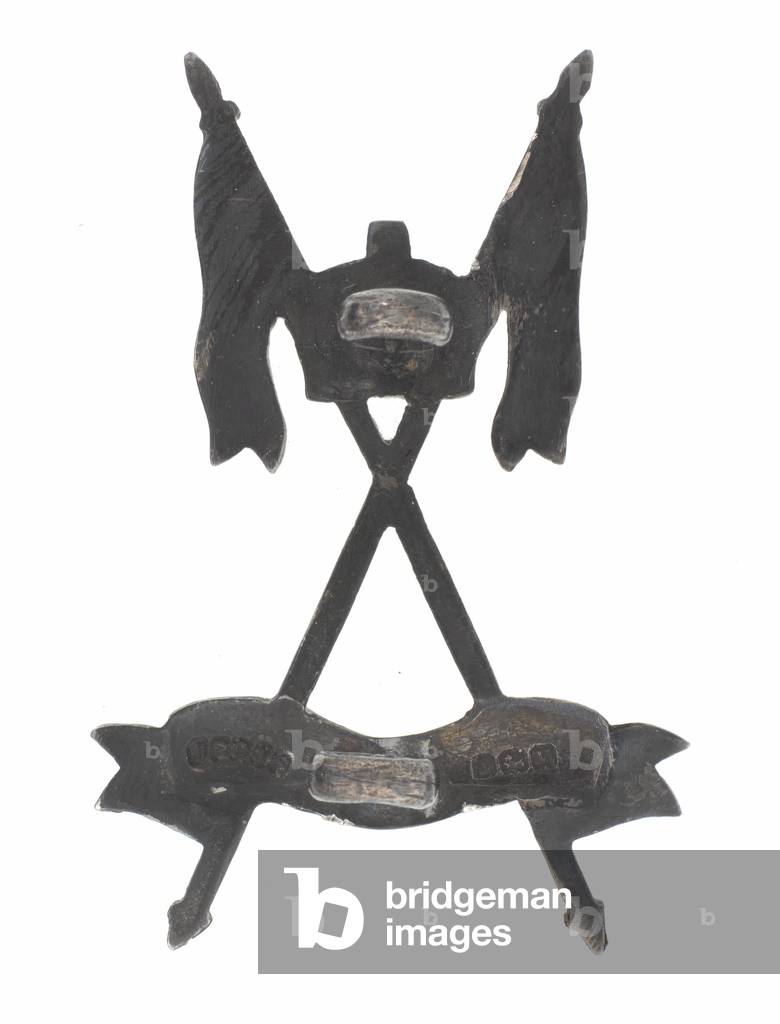 Cap badge, officer, 4th Duke of Cambridges Own Hodsons Horse, 1922-1947 (metal)