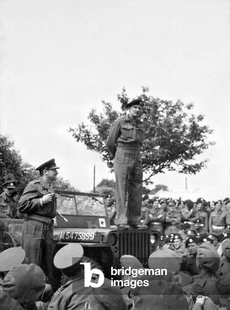 General Montgomery addressing the troops at Worthing, May 1944 (photo)