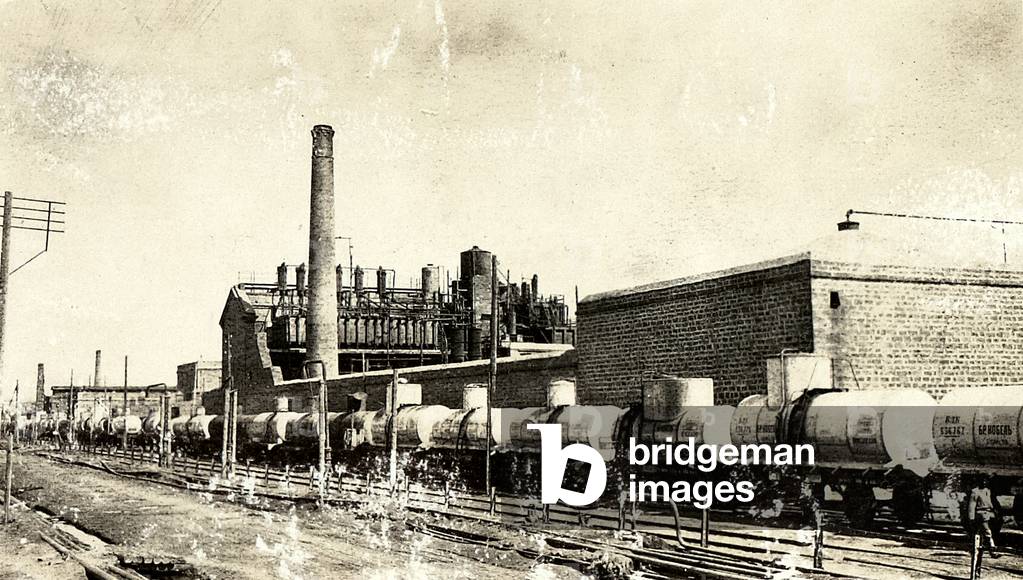 Oil trucks at Baku, 1918 (b/w photo)