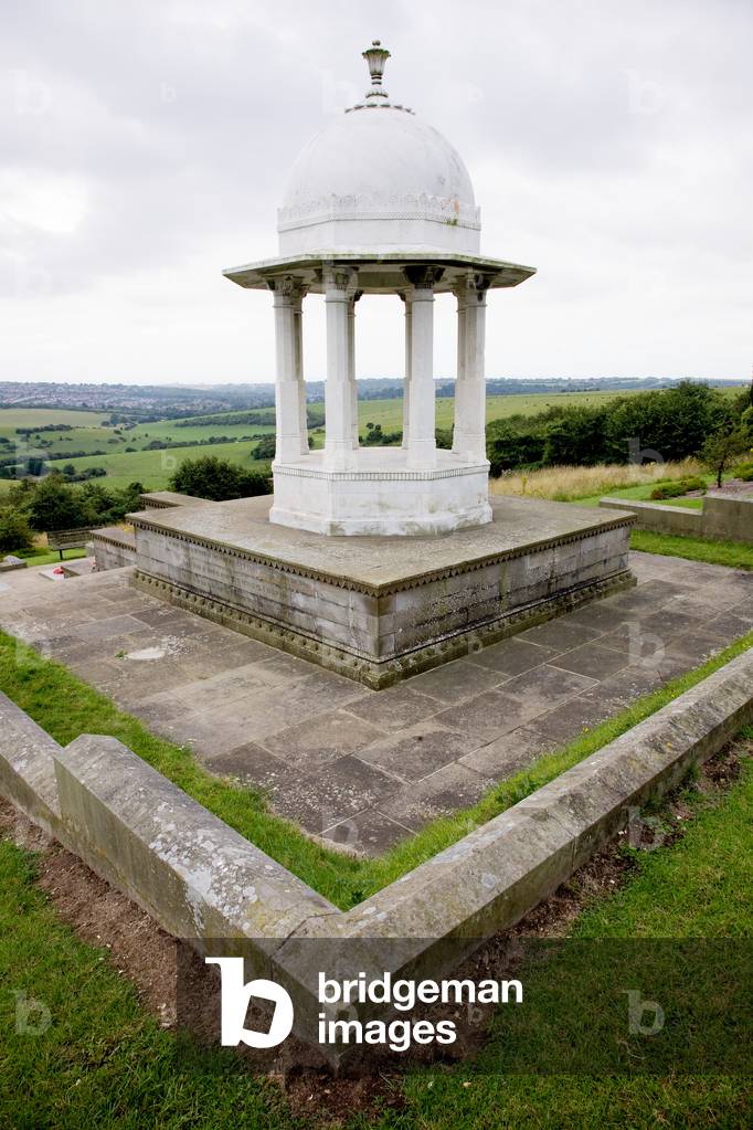 Chattri Memorial, 2008 (b/w photo)