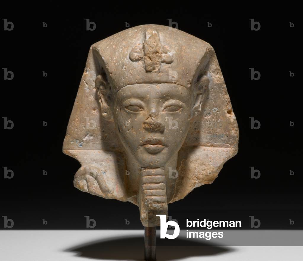 Head from a Shabti of Akhensten, c.1352-1336 BC (Limestone)