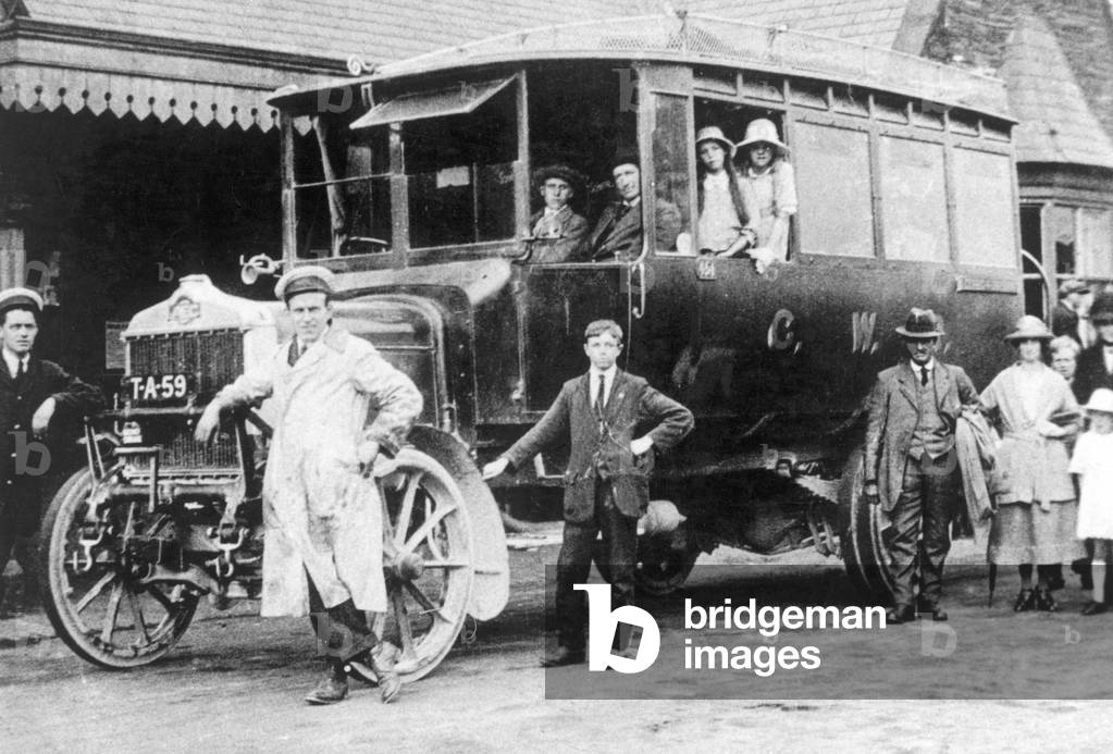 Great Western Railway Bus (b/w photo)