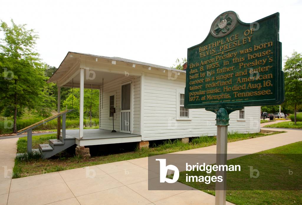 Exterior of the two roomed home where Elvis Presley was born in Tupelo Mississippi USA (photo)