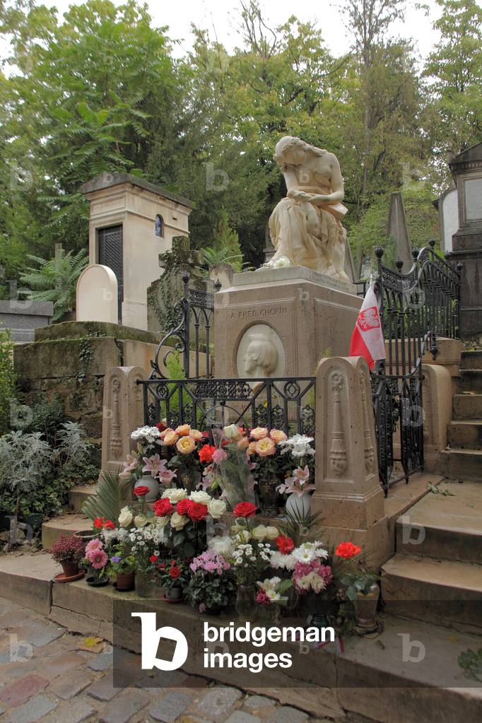 Tomb of Chopin in Pere Lachaise cemetery in Paris