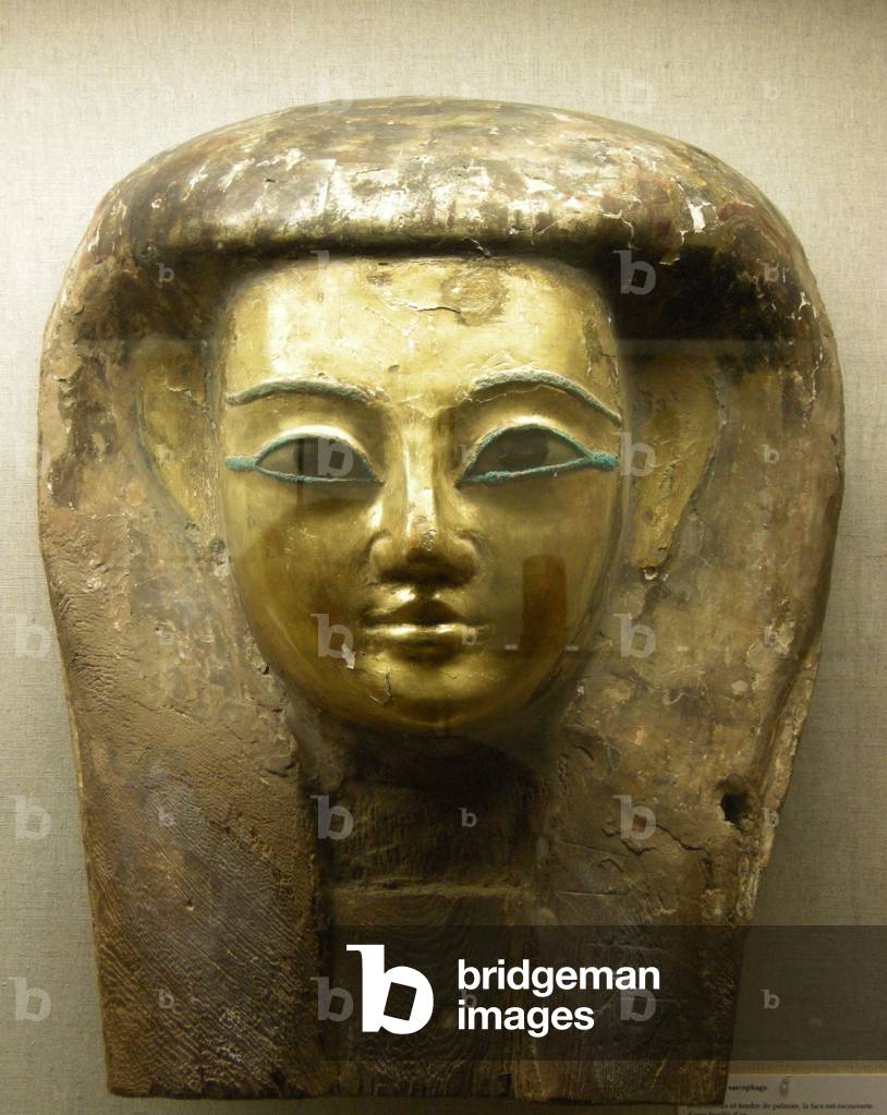 "Testa da un sarcofago" di Egyptian 26th Dynasty