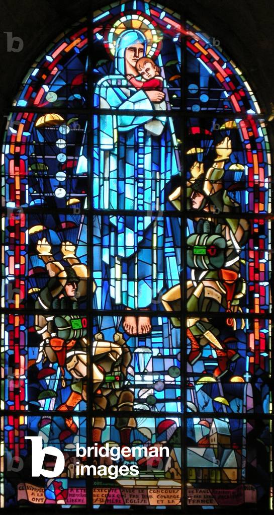 Window depicting the Virgin and Child with parachutists from the 82nd American Airborn Division (stained glass)