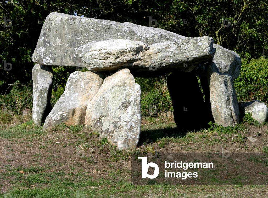 Small dolmen (photo)