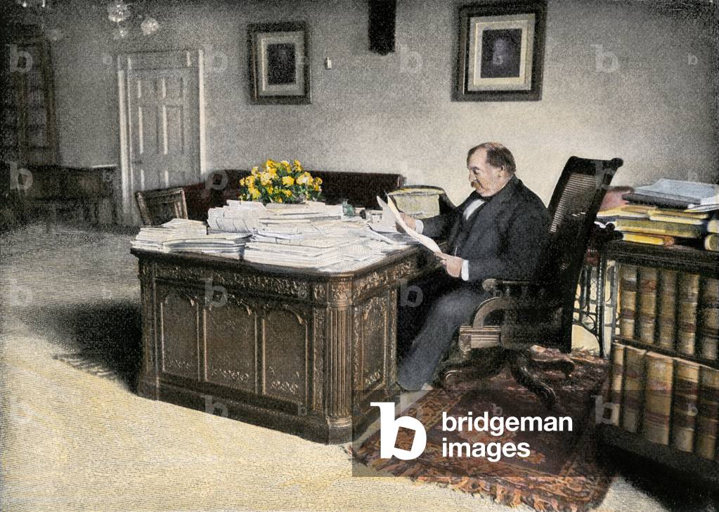 President Stephen Grover Cleveland (1837-1908) has his office in the White House in Washington, USA. Engraving after photography beginning of the 20th century.