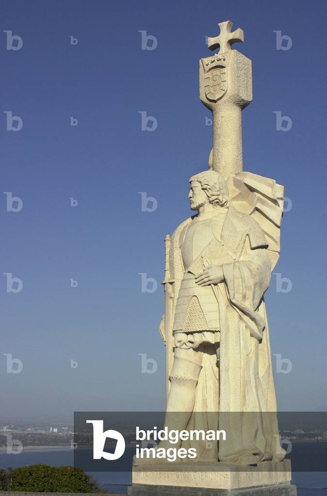 Statue of Joao Rodrigues Cabrilho (1499 - 1543, Portuguese explorer who discovered California when sailing for Spain), overlooking the port of San Diego, USA