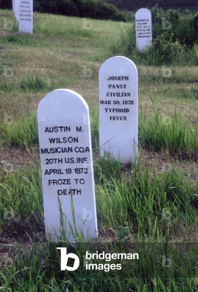 Steles of soldiers of the 7th Cavalry of the American Army, dead of cold or typhoid, circa 1870, near Fort Abraham Lincoln (or Fort McKeen) (North Dakota)