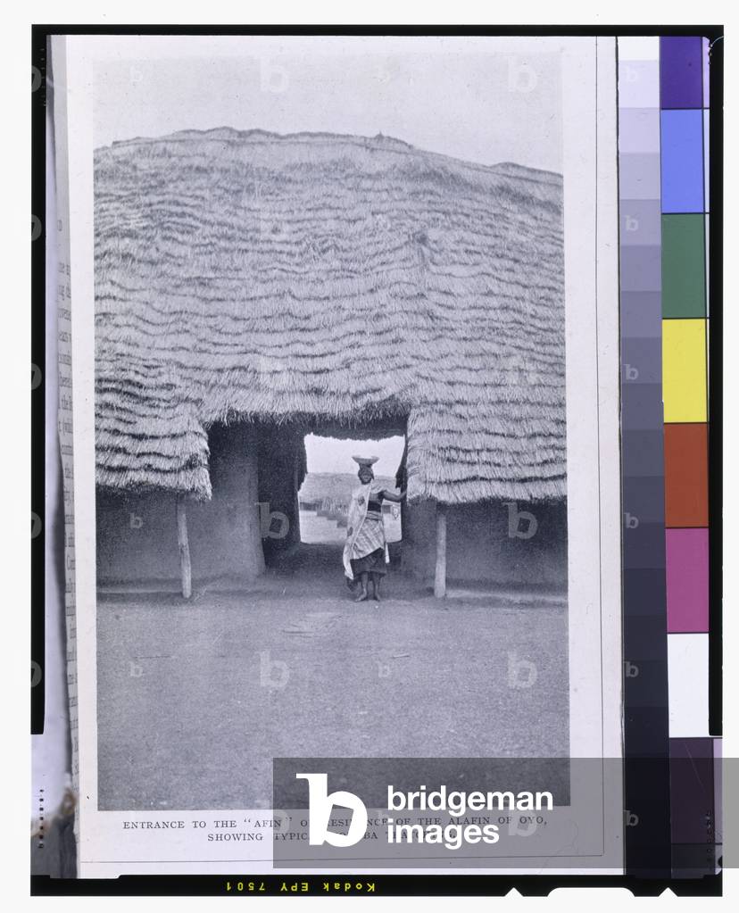 Entrance to the 'Afin' or residence of the Alafin of Oyo, showing typical Yoruba thatching, illustration from 'Nigeria, its peoples and its problems', by Edmund Dene Morel, 1911 (litho)