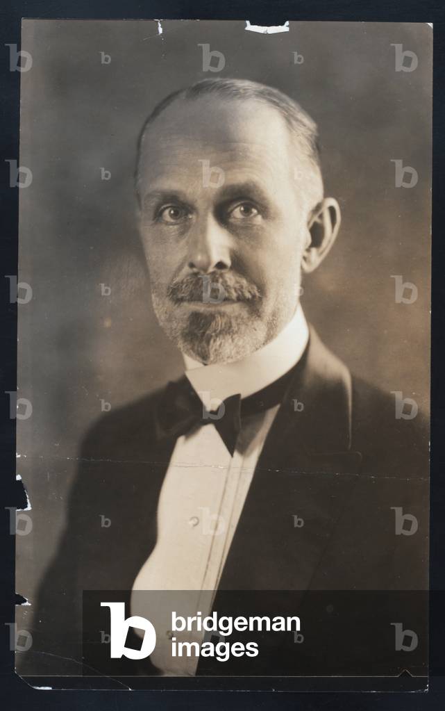 Burton Holmes (b/w photo)