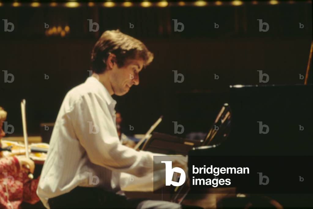 Nikolai Lugansky playing the