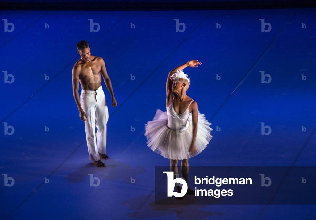 Dada Masilo and male partner in Swan Lake