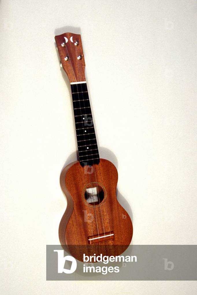 Ukulele - small Hawaiian