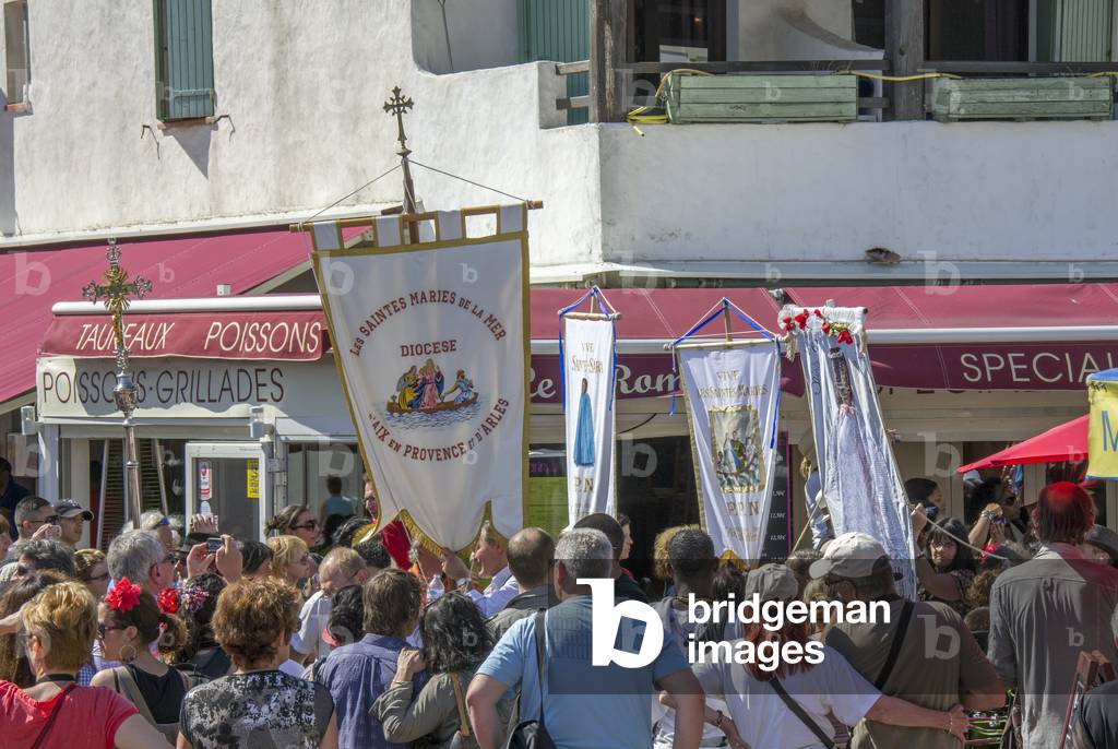 Banners at the Gypsy pilgrimage in Saintes-Maries-de-la-Mer, May 2012 (photo)
