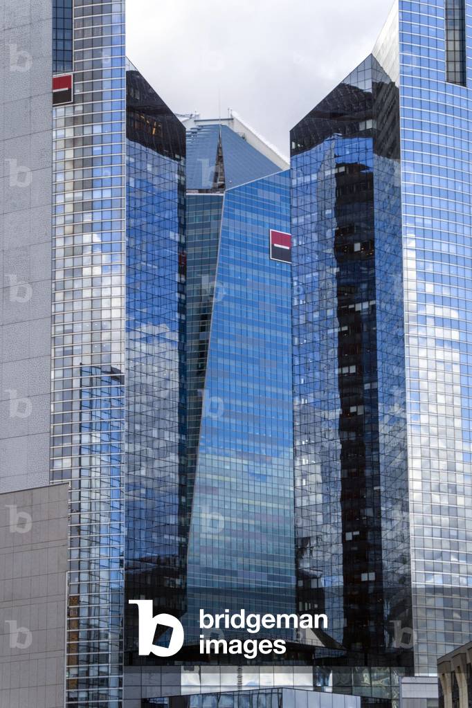 Contemporary office buildings, La Défense, Paris, France (photo).