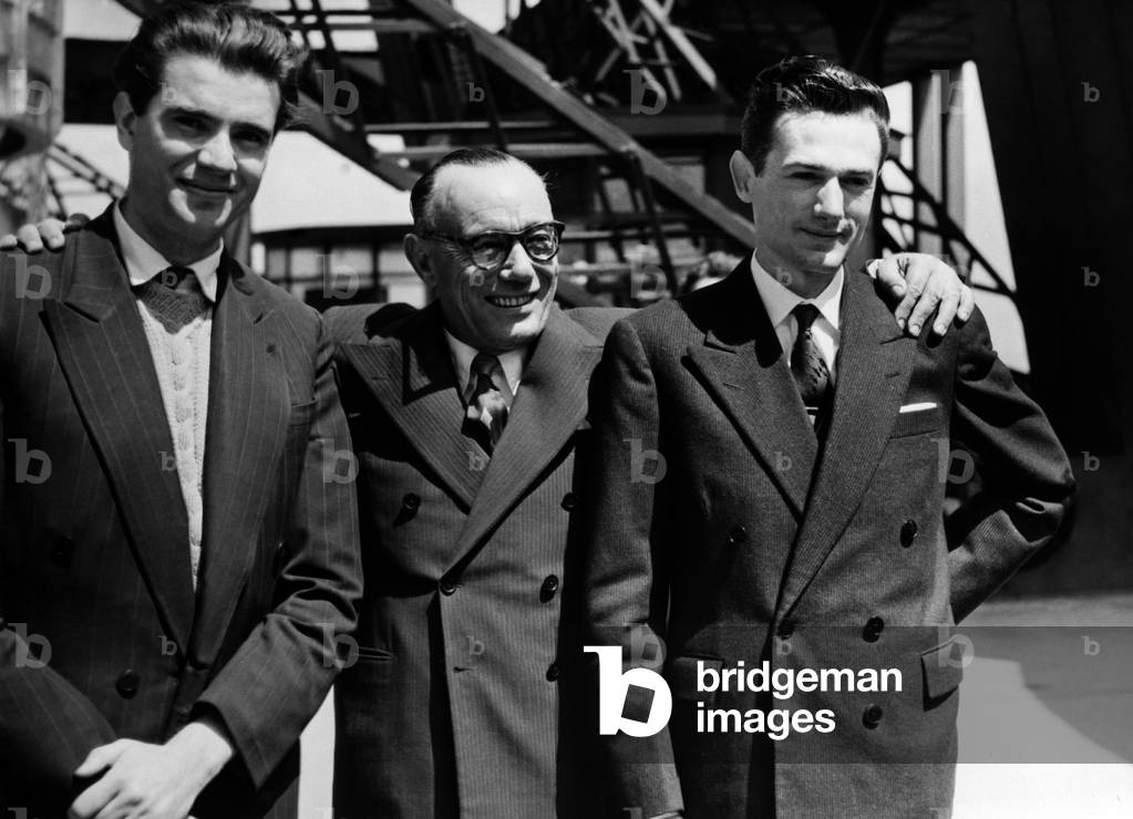 Cino Del Duca with Constantin Amariu and Jean-Claude Brisville at the Eiffel Tower restaurant Jules Verne, Paris, 1957 (b/w photo)