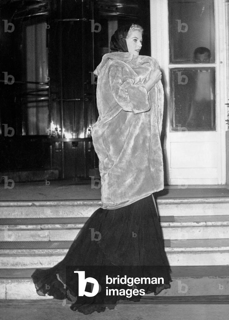 Anita Ekberg in Via Veneto, Rome, 1960 (b/w photo)
