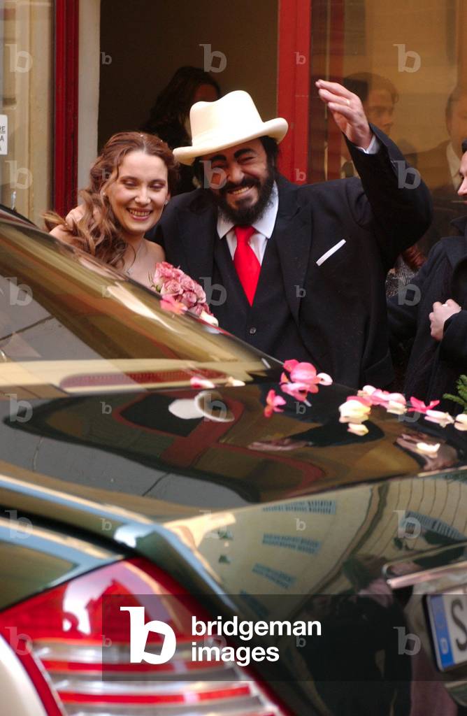 Wedding of Luciano Pavarotti and Nicoletta Mantovani, Modena, 2003 (photo)