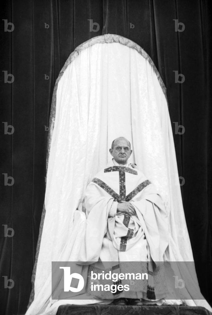 Pope Paul VI's visit in Pisa for the Eucharistic Congress, Pisa, 1965 (b/w photo)