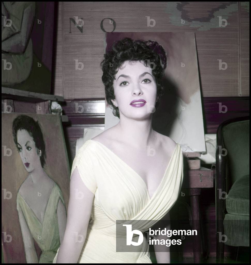 Gina Lollobrigida, Milan, 1955 (photo)