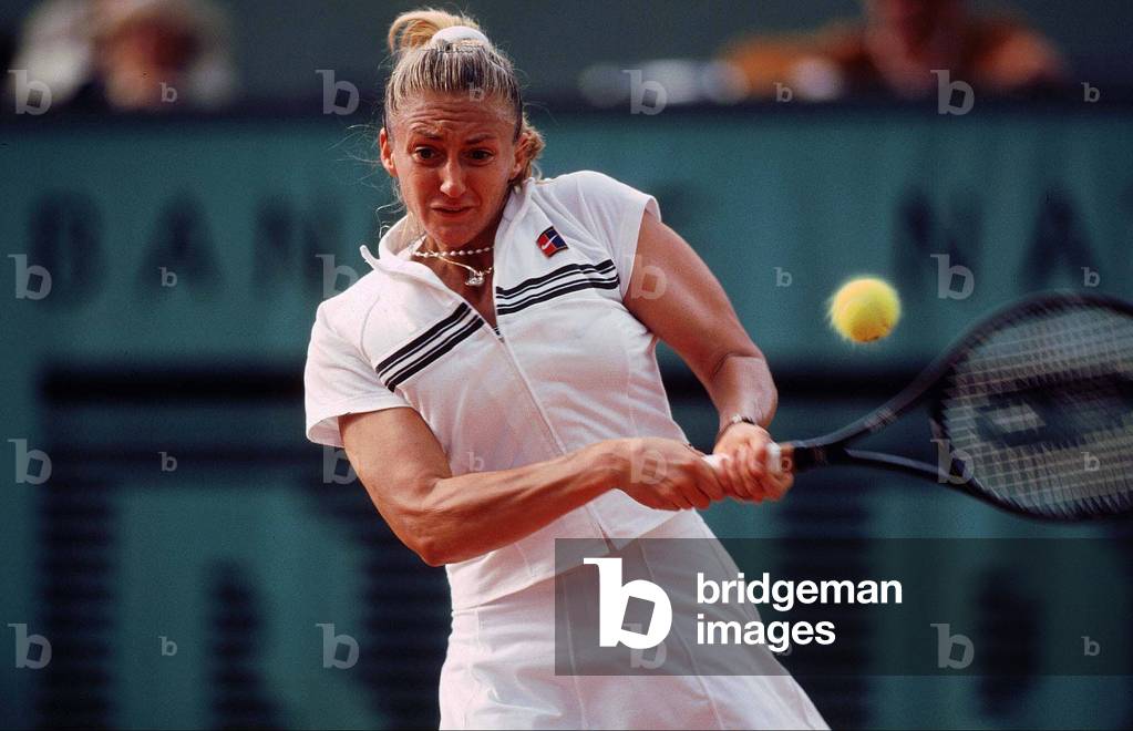 Mary Pierce at the French Open Tennis Roland-Garros, 1998 (photo)