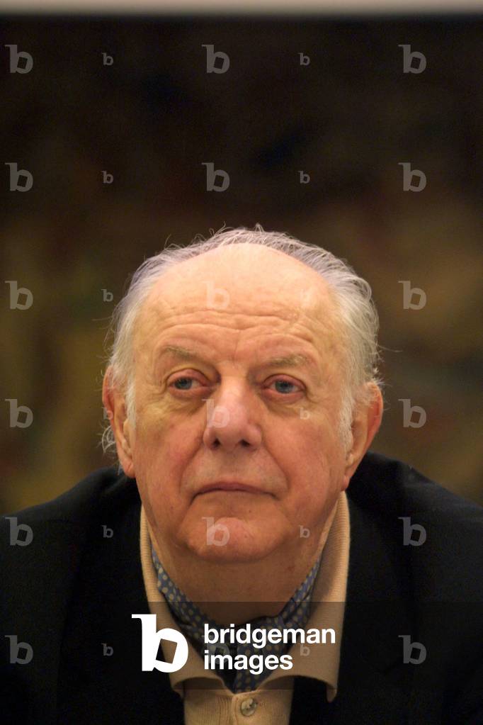 Dario Fo presenting his Tv program to the press