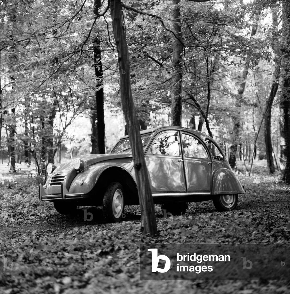 A family Travelling in their Citroen 2CV, Monza, 1967 (b/w photo)