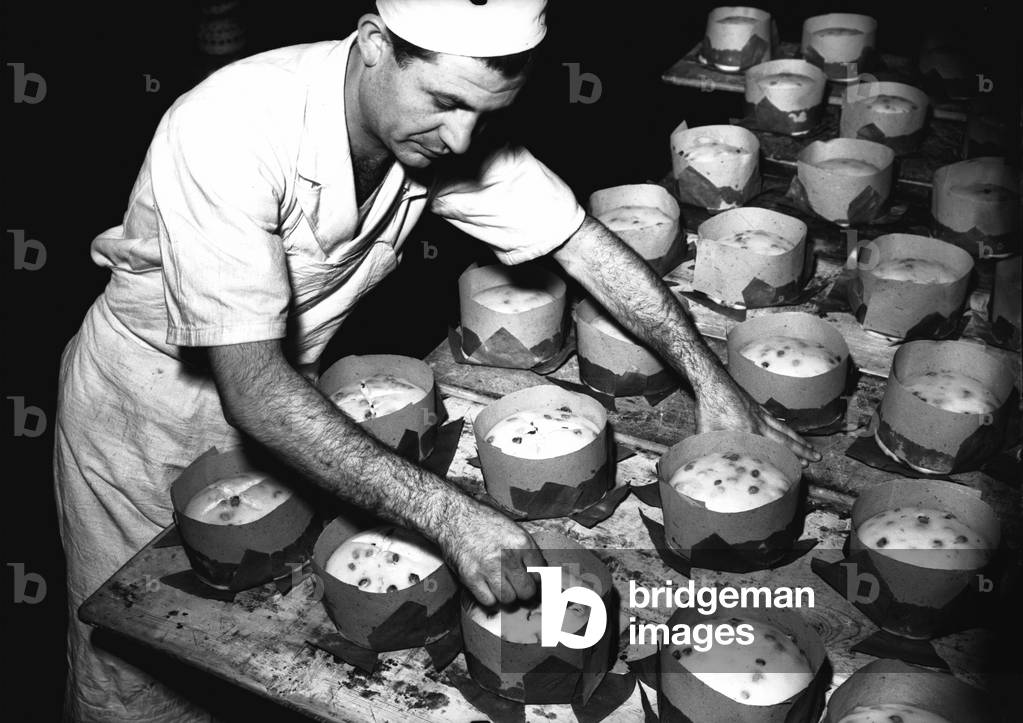 Manufacturing room for the traditional Italian Christmas cake 