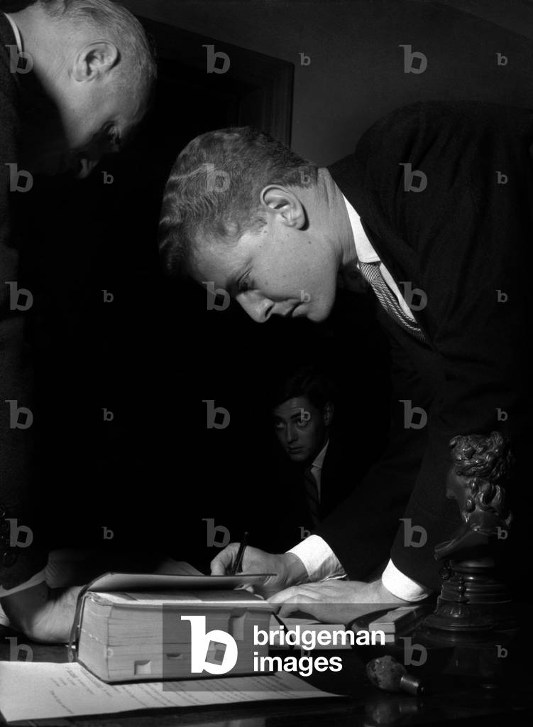 Carlo Caracciolo is witness of his sister Marella, Strasbourg, 1953 (b/w photo)
