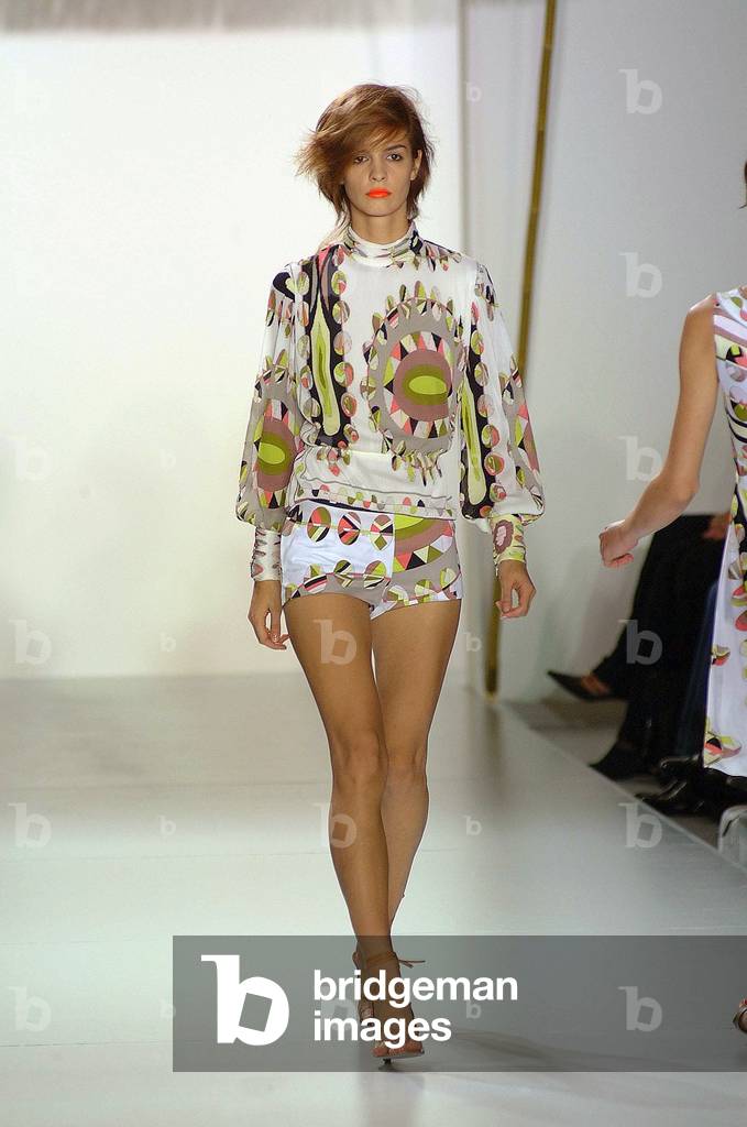 Pucci Fashion Show, 2002 (photo)
