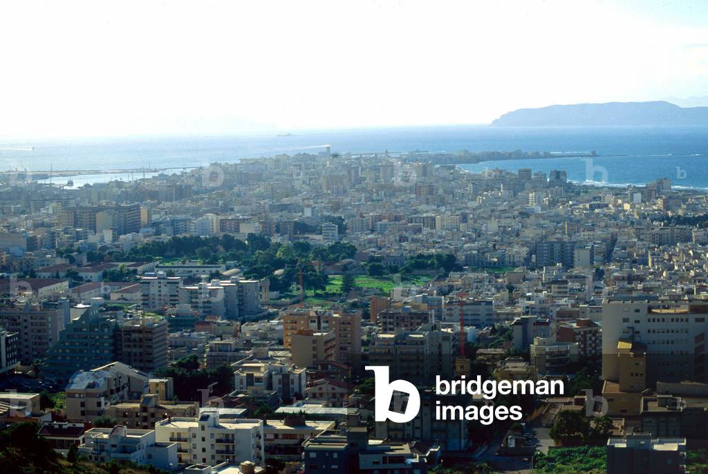 Italy, Sicily, view of the city of Trapani from Mount Erice (photo)