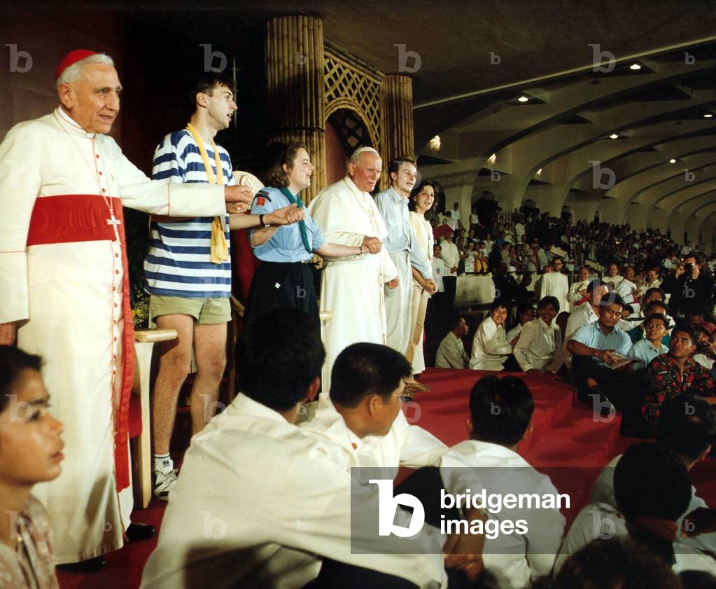 Pope John Paul II, 1990s (photo)